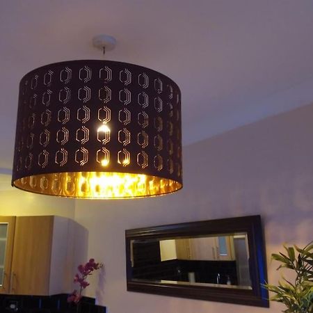 Must See, Quality 1 Bed, Romford, 20 Mins C.London Ngoại thất bức ảnh