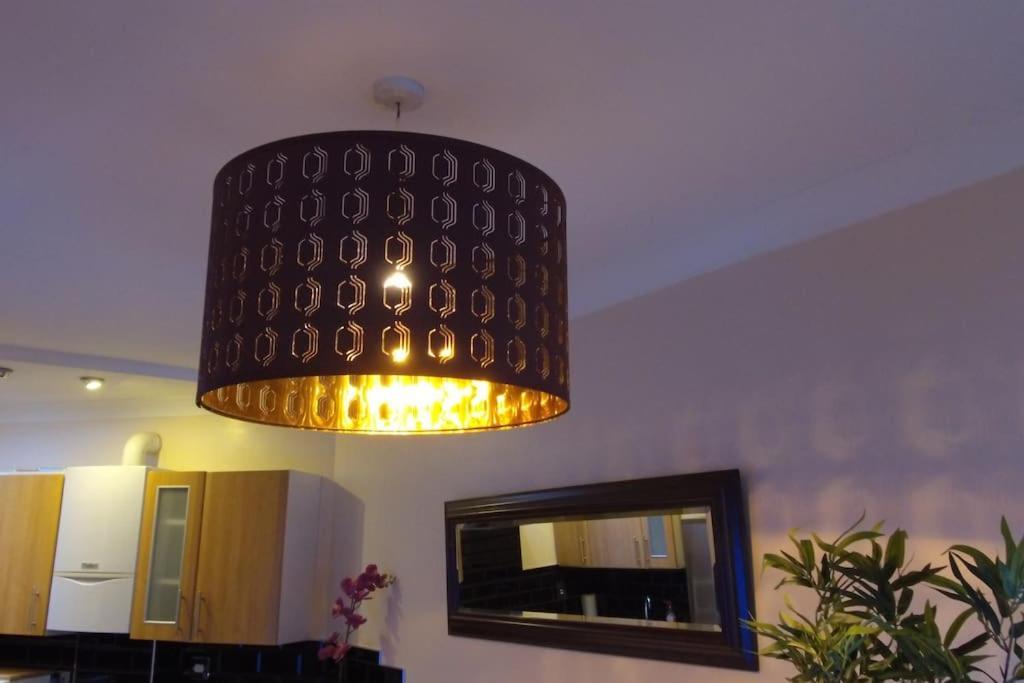 Must See, Quality 1 Bed, Romford, 20 Mins C.London Ngoại thất bức ảnh