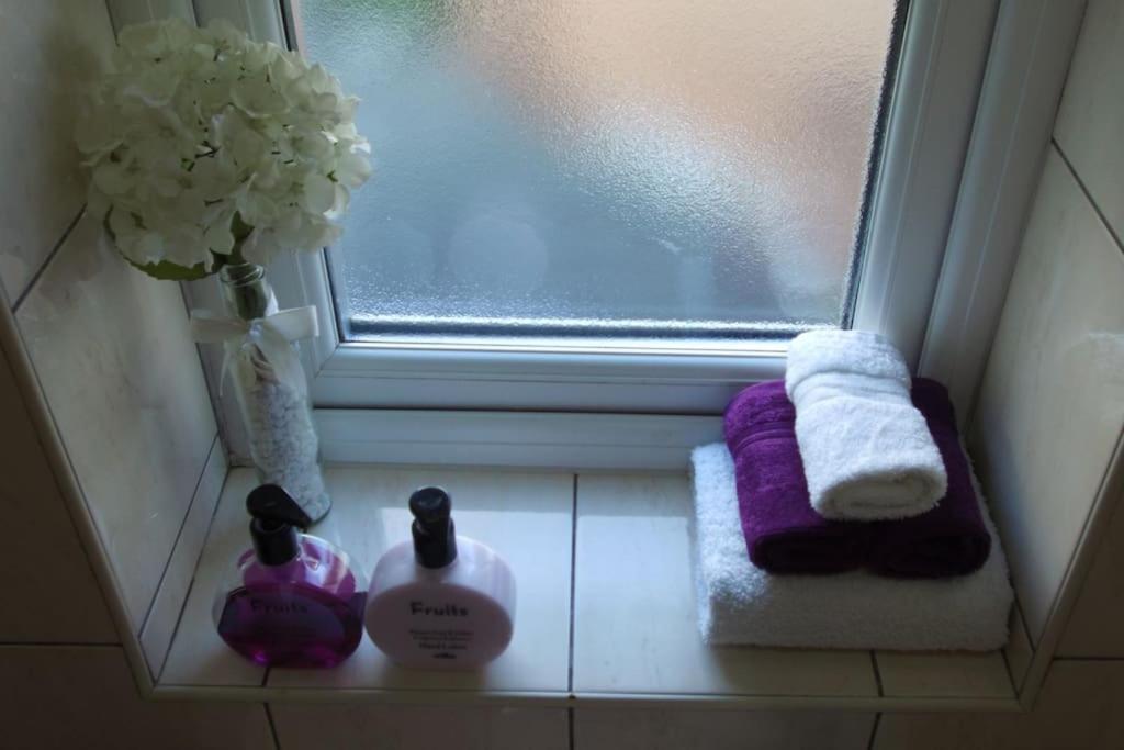 Must See, Quality 1 Bed, Romford, 20 Mins C.London Ngoại thất bức ảnh