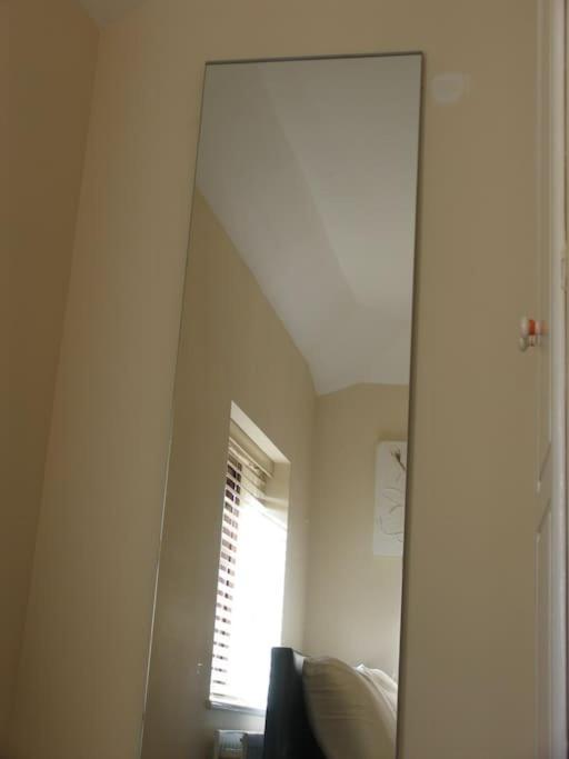 Must See, Quality 1 Bed, Romford, 20 Mins C.London Ngoại thất bức ảnh